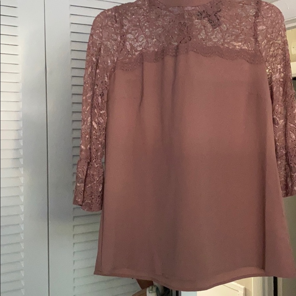 Blouse - Picture 2 of 4